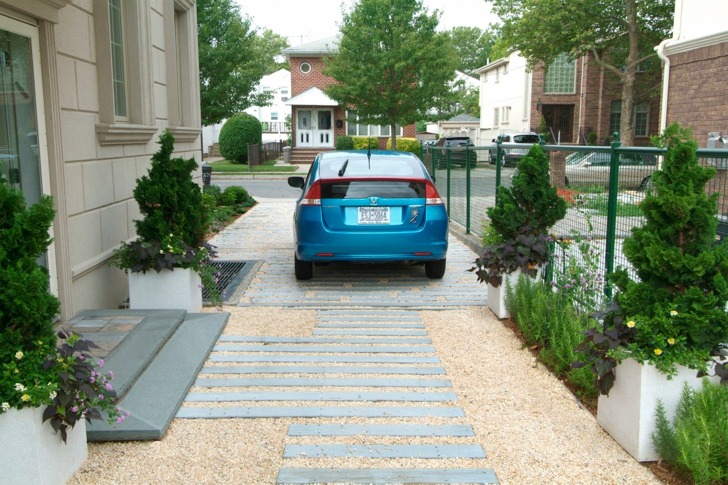 Schain.drivewayflatretsat+copy+2
